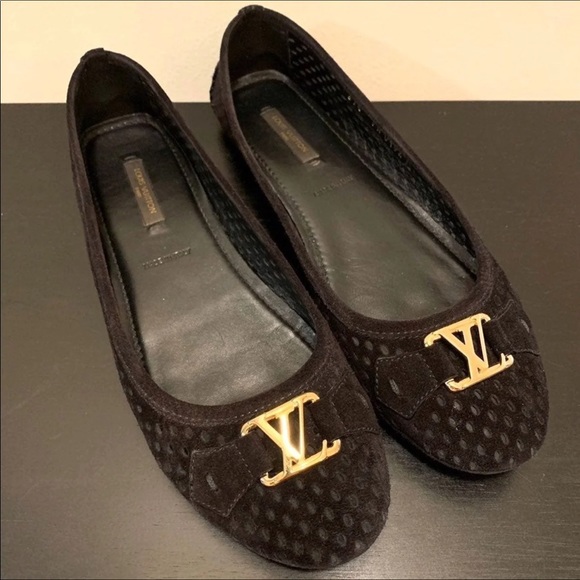 Louis Vuitton Shoes - Authentic Louis Vuitton flats❤️👠🔥💕🌺